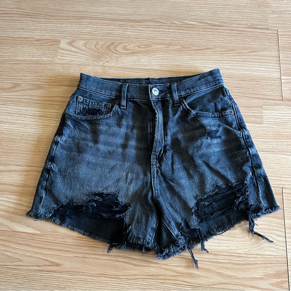 American Eagle Stretch Black Highest Rise 90s Boyfriend Jean Shorts Size 00